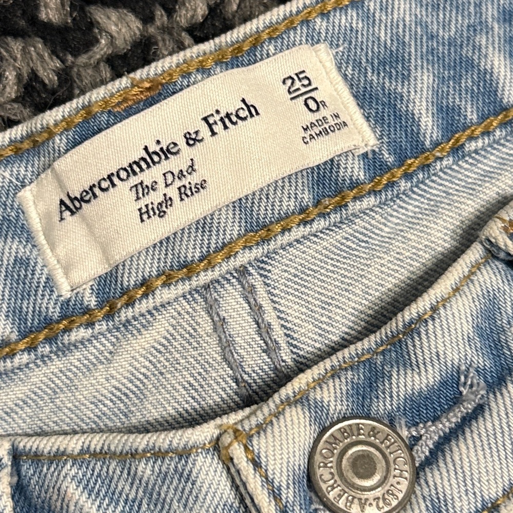 Abercrombie & Fitch The Dad Jeans Women’s 25 Distressed Light Wash Straight - Picture 3 of 8